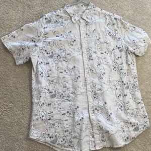 ISLANDER BUTTON UP